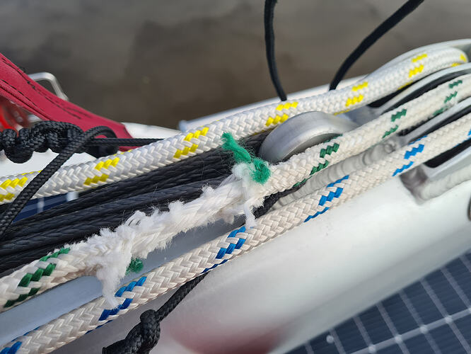 Sails - Reefing line chafe (2)