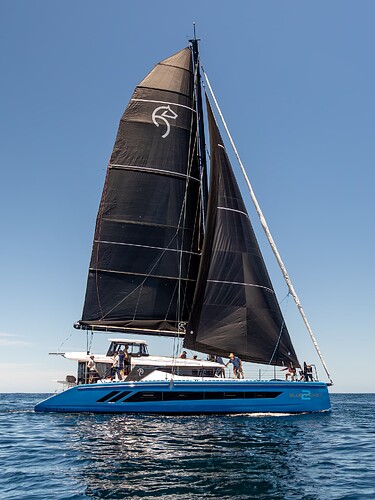 251119_DD664_KNYSNA-YACHT-COMPANY_BLUE-JACKET-II-SEA-TRIALS-5